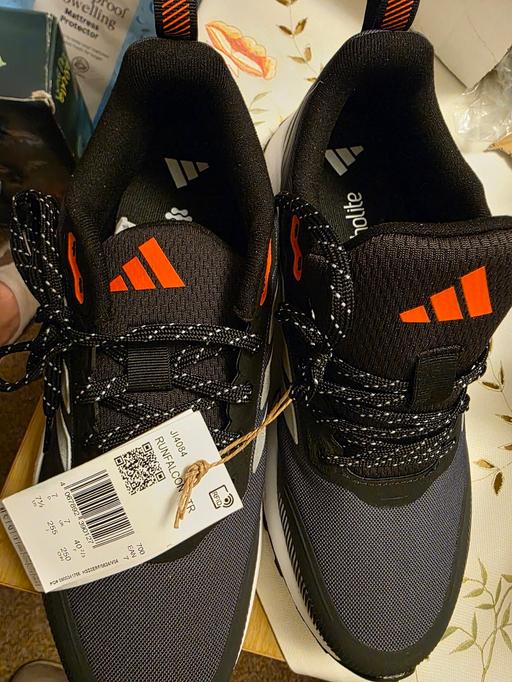 Buy & Sell Moxley Walsall - Photos for Adidas Runfalcon 5 trainers