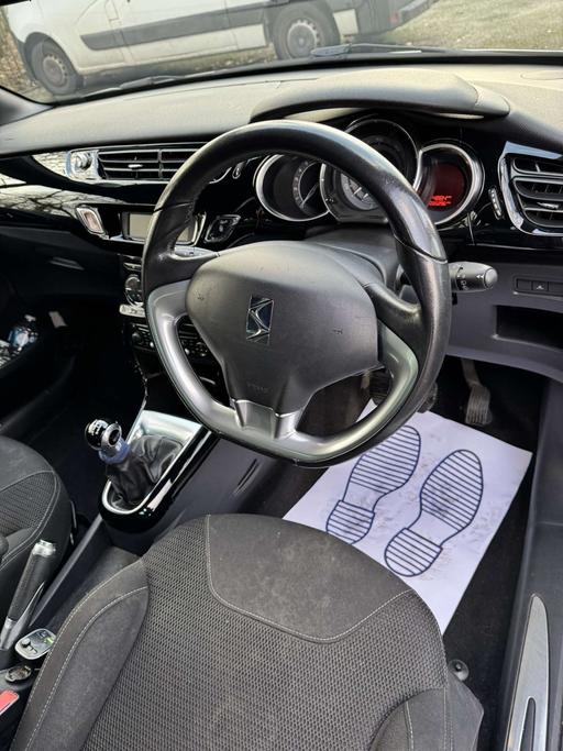 Vehicles Birmingham City Centre Birmingham - Photos for Citroen DS3