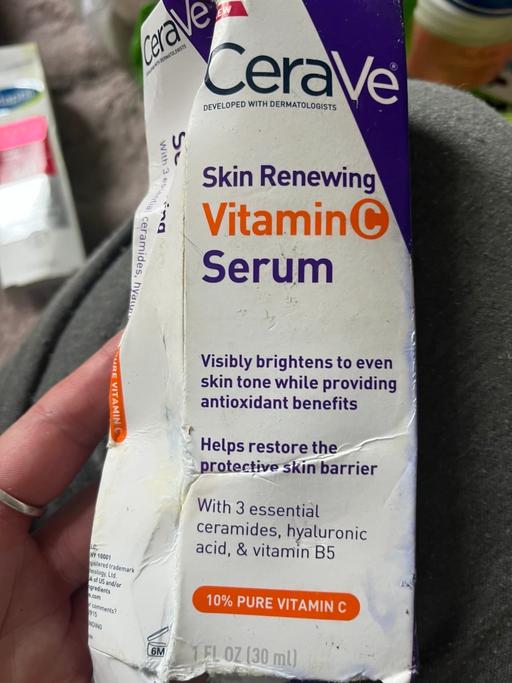 Buy & Sell Wednesfield Wolverhampton - Photos for Cera ve serums £3 lots