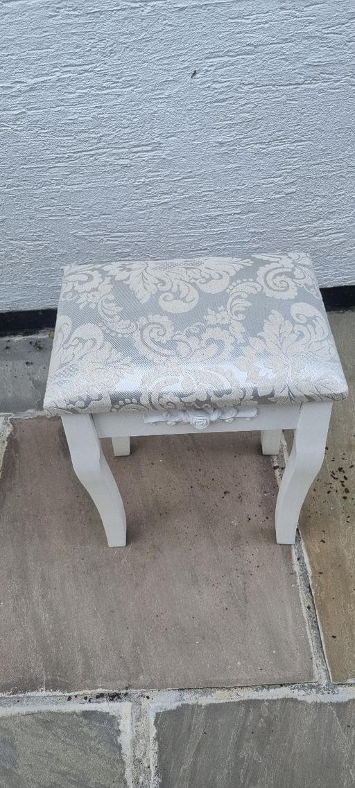 Buy & Sell Bispham Blackpool - Photos for Free - nest of tables and dressing table stoo