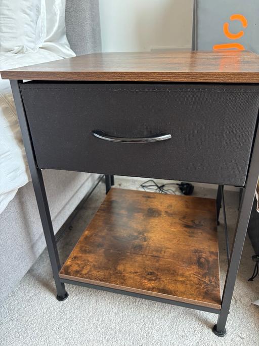 Buy & Sell East Ham East London - Photos for Black and Wood Bedside Table