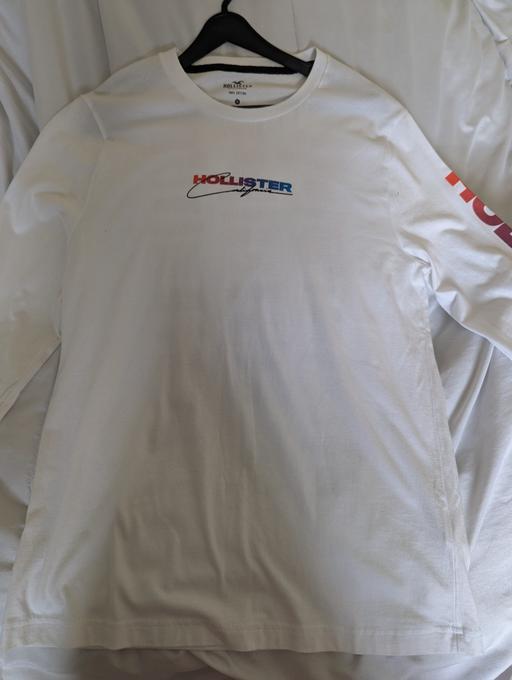 Buy & Sell Bushey Hertsmere - Photos for Hollister t-shirt