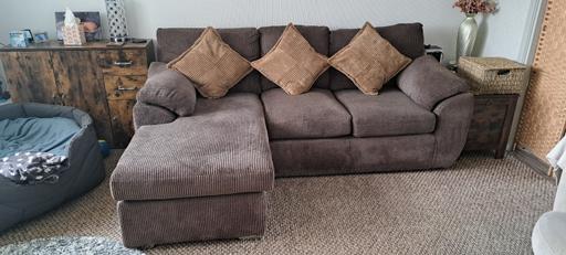 Buy & Sell Rainworth Newark and Sherwood - Photos for 3 and 2 Seater Chaise sofa and 2 seater sofa.