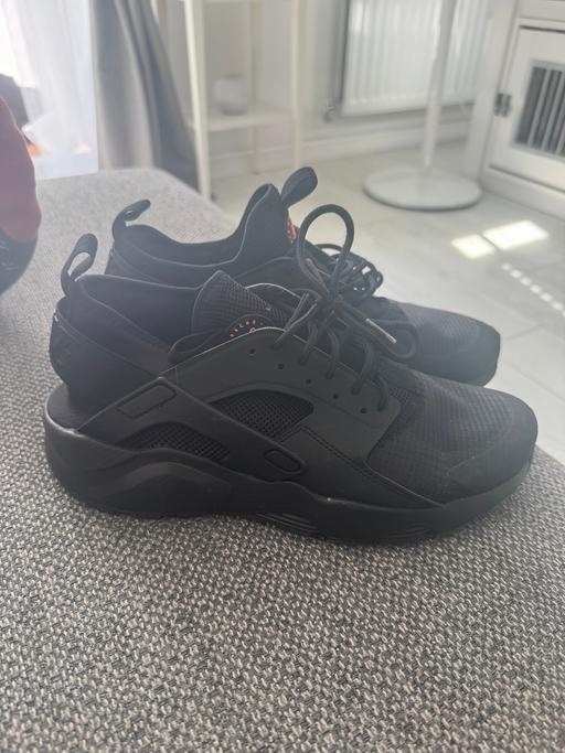 Buy & Sell Lye Dudley - Photos for Mens Nike huaraches