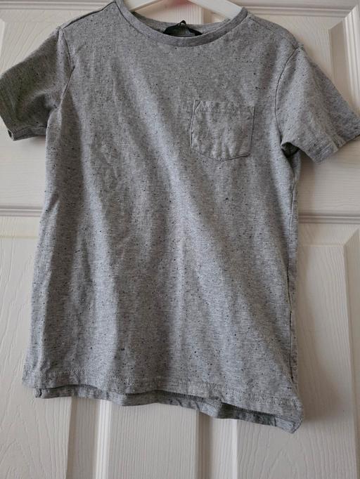 Buy & Sell Blackpool Town Centre Blackpool - Photos for Boys grey t shirt age 7-8 yrs