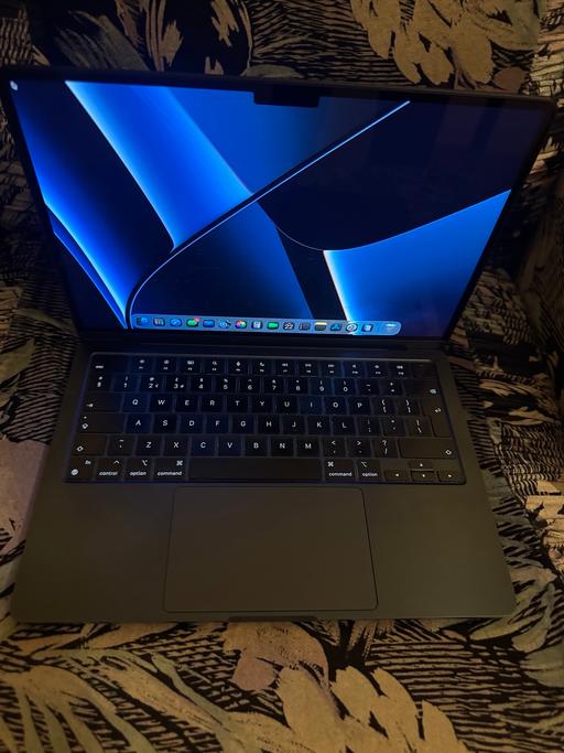 Buy & Sell Lye Dudley - Photos for Macbook Air M2 2022 Midnight Blue 