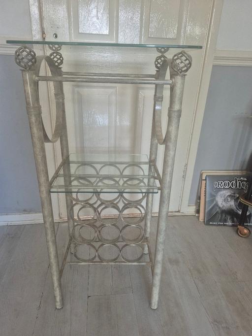 Buy & Sell Walsall South Staffordshire - Photos for Large, heavy, cast iron cream.and glass wine