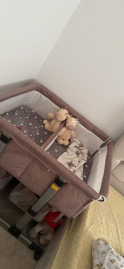 Buy & Sell Adel Leeds - Photos for Twin next to me crib