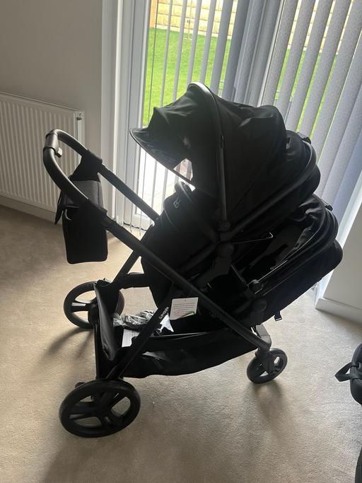 Buy & Sell Silkwood Park Wakefield - Photos for Twin pram