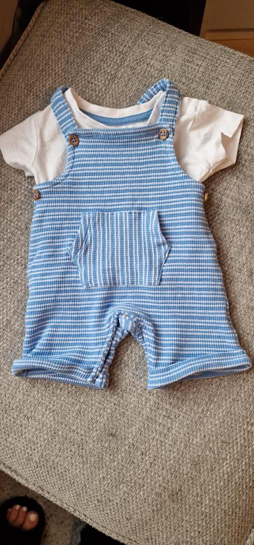 Buy & Sell Mitcham Junction Sutton - Photos for newborn dungarees