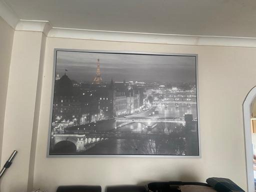 Buy & Sell Edmonton North London - Photos for Paris canvas