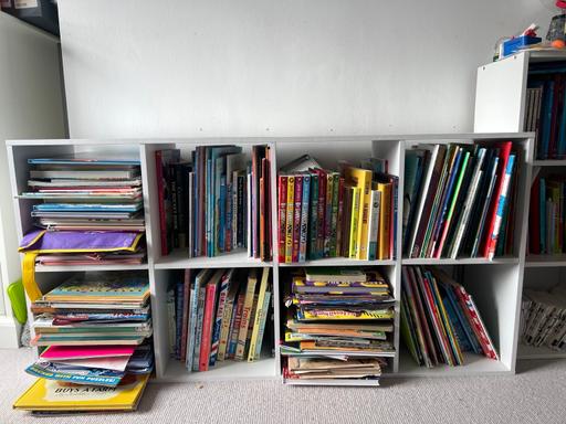 Buy & Sell Gospel Oak North West London - Photos for White bookshelves/ storage cubes