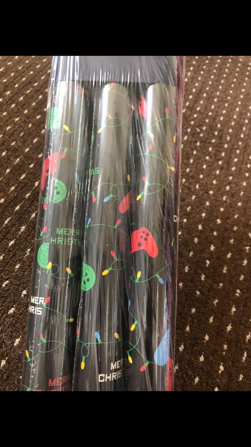 Buy & Sell Longley Sheffield - Photos for Wrapping paper x3 rolls
