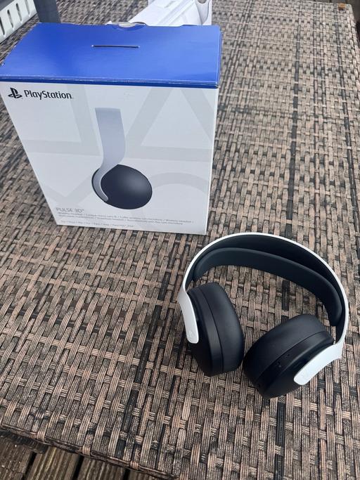 Buy & Sell Halesowen Dudley - Photos for PlayStation 5 headset Pulse 3D white/black
