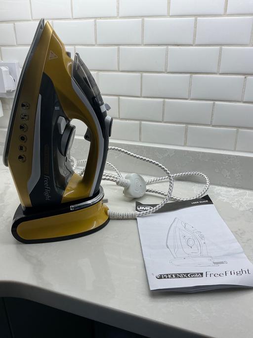 Buy & Sell West Heath South East London - Photos for Phoenix gold free flight steam iron hardly us