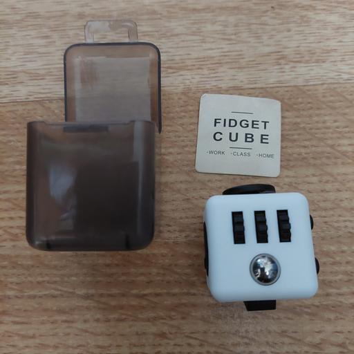 Buy & Sell Ocker Hill Sandwell - Photos for kids toy fidget cube white in case