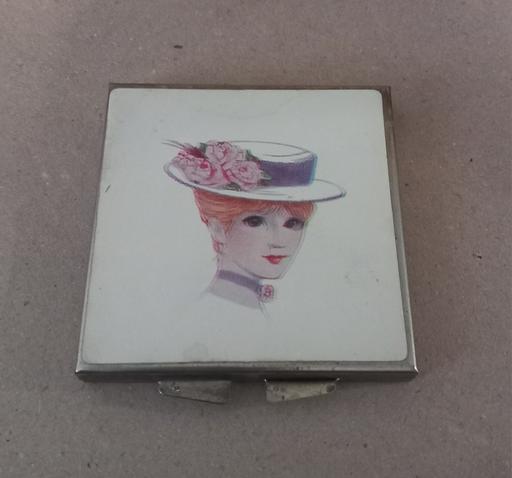 Buy & Sell Thatto Heath Saint Helens - Photos for Vintage retro lady pillbox storage box