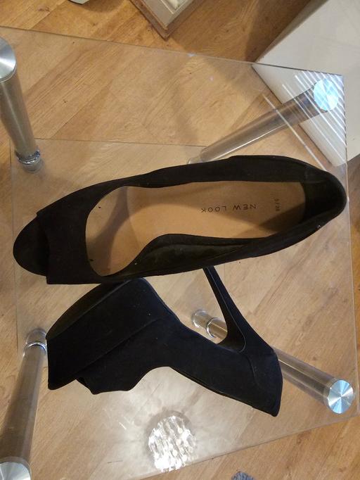 Buy & Sell Camberley Surrey Heath - Photos for New Look Heels size 5