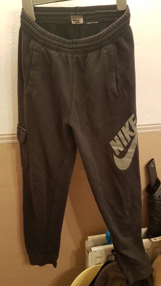 Buy & Sell Premier Business Park Walsall - Photos for NIKE joggers 