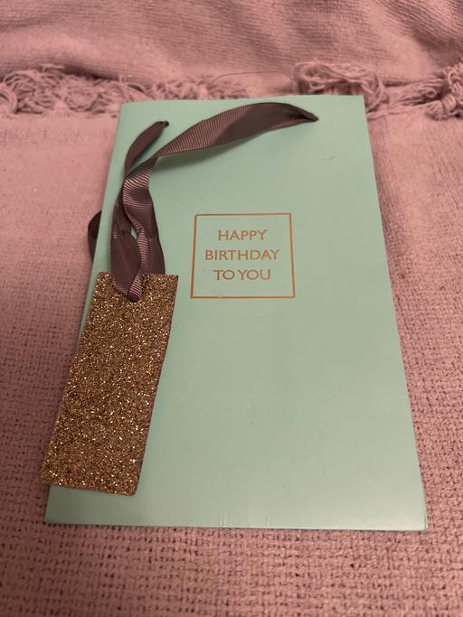 Buy & Sell Easington Lane Sunderland - Photos for Perfume Gift Bag ( New )