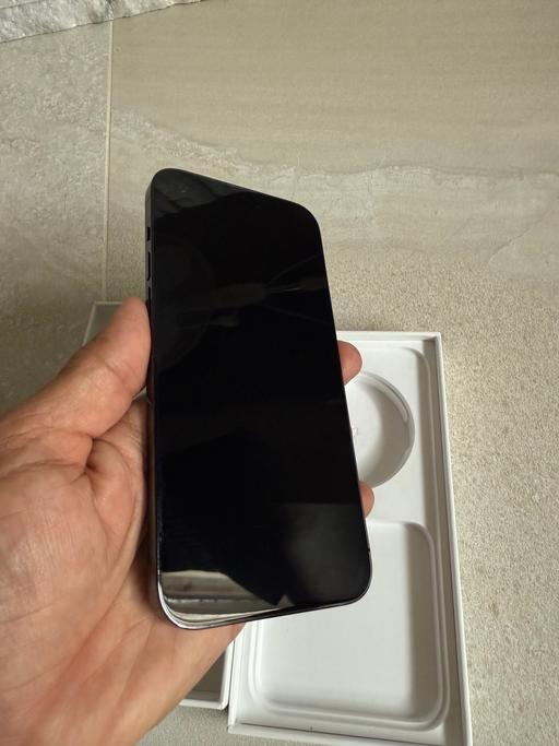 Buy & Sell Fulwood Preston - Photos for iPhone 14 Pro Max