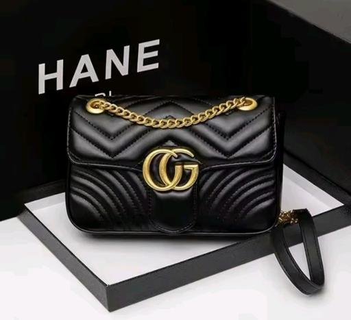 Buy & Sell Canary Wharf East London - Photos for luxury Women Handbag Black bag