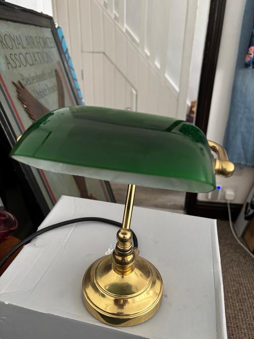Buy & Sell Kidbrooke South East London - Photos for Banker desk lamp with green glass shade