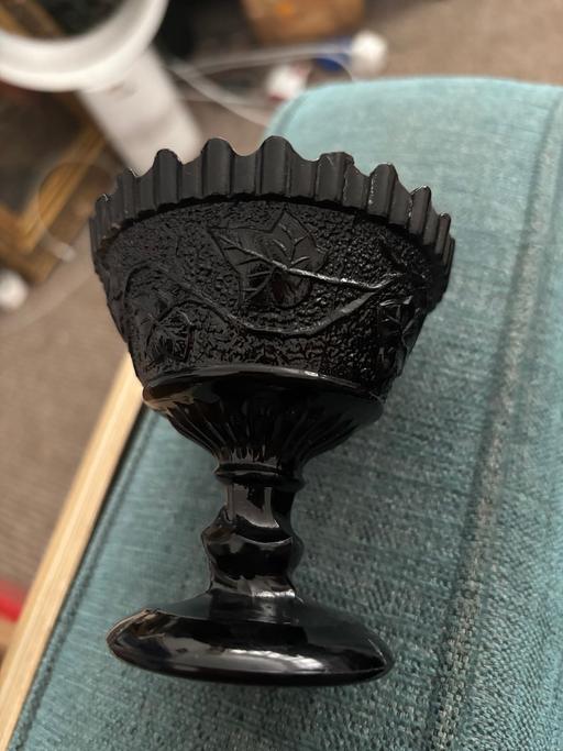 Buy & Sell Kidbrooke South East London - Photos for Victorian Davidson black milk glass bowl