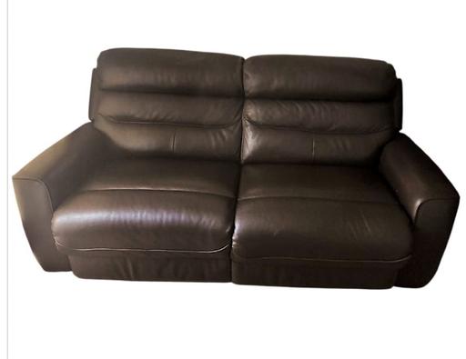 Buy & Sell Luton Bedfordshire - Photos for 3 and 2 seater La Z Boy sofas in coco brown