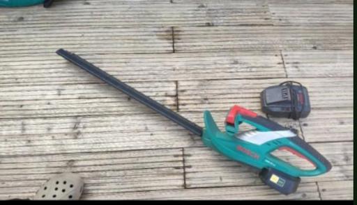 Buy & Sell Dudley West Midlands - Photos for bosch AHS 52 li hedge trimmer 2 batteries