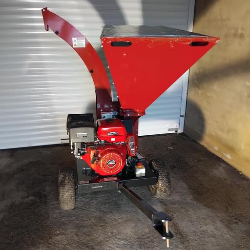 Buy & Sell Upper Hartfield Wealden - Photos for Titan TP1200 15HP petrol wood/garden chipper