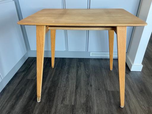 Buy & Sell Erith Bexley - Photos for Solid oak Wooden Table