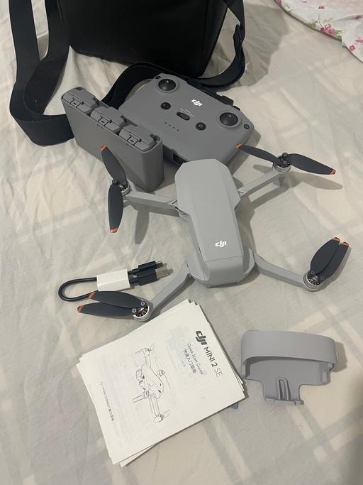 Buy & Sell Bow Church East London - Photos for DJI Mini 2 SE Fly More Combo