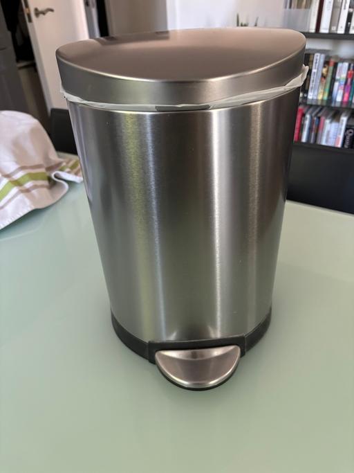 Buy & Sell Roehampton South West London - Photos for Simplehuman 6litre brushed steel bin