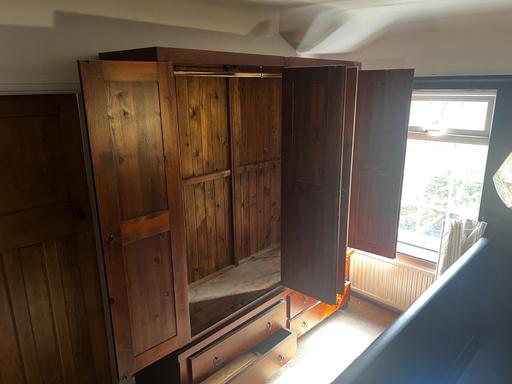 Buy & Sell Altrincham Trafford - Photos for Large Wooden wardrobe