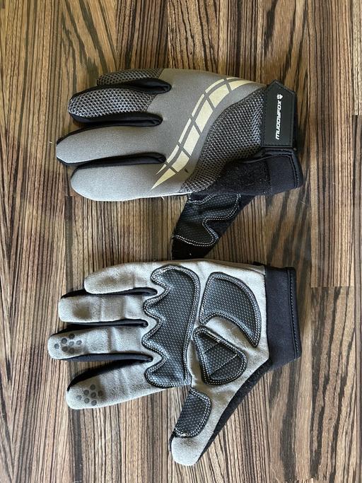Buy & Sell Shenfield Brentwood - Photos for Bike gloves size small