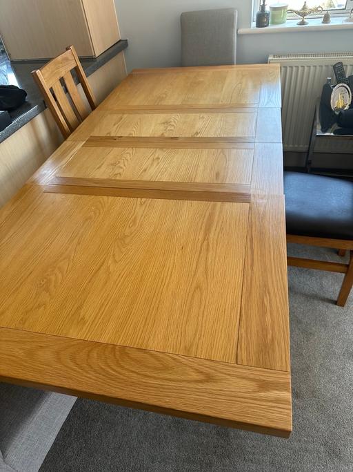 Buy & Sell Ferndown Dorset - Photos for Solid oak extendable table & chairs