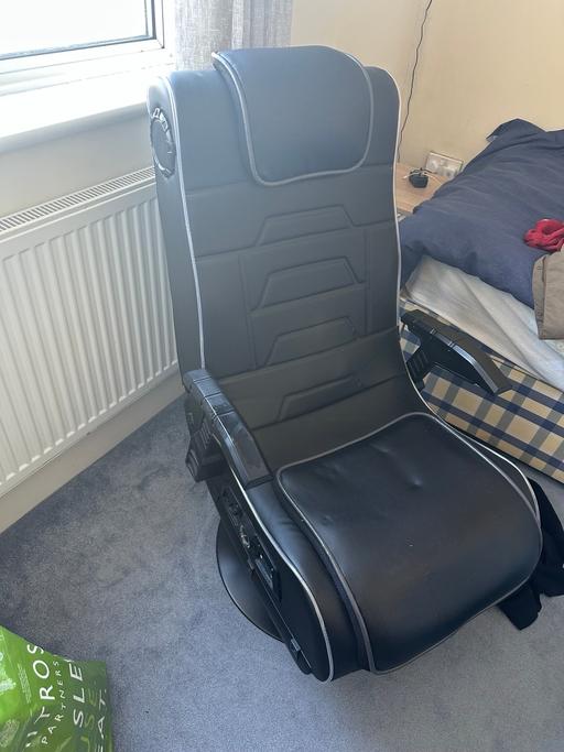 Buy & Sell Ferndown Dorset - Photos for Gaming chair with Bluetooth