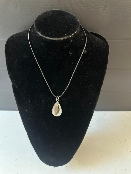 Buy & Sell Cliftonville Thanet - Photos for Handmade uv resin necklace