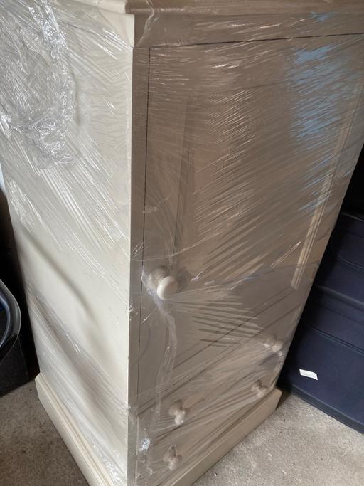 Buy & Sell Cradley Heath Sandwell - Photos for Solid pine bathroom/bedroom cabinet