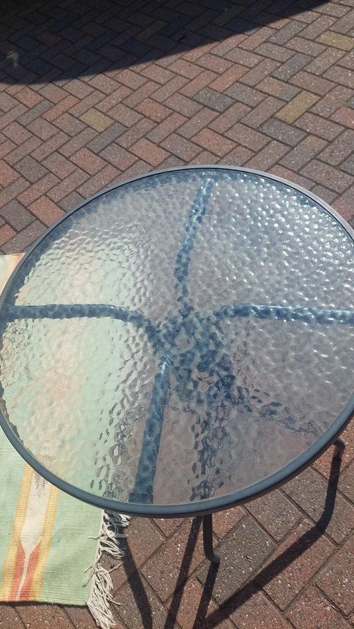 Buy & Sell Bescot Walsall - Photos for Bistro table