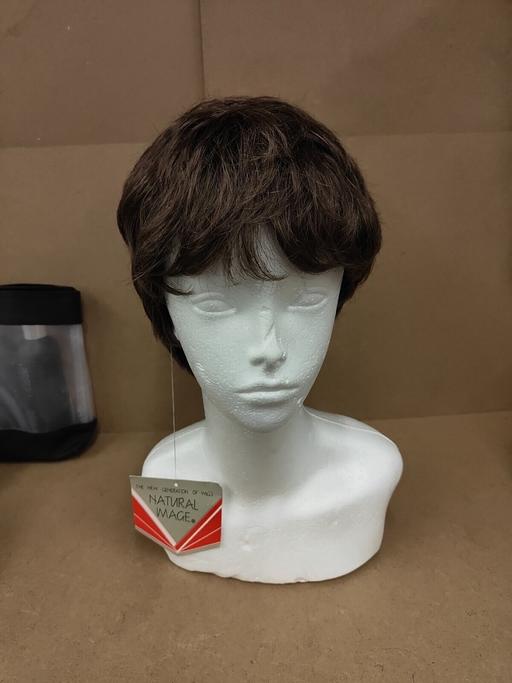 Buy & Sell Edgbaston Birmingham - Photos for Short Cut JR10 Walnut Wig and Shampoo