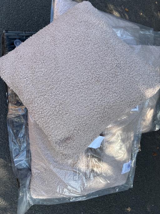 Buy & Sell Duckmanton Chesterfield - Photos for Set of 4 home by sleep down cushions
