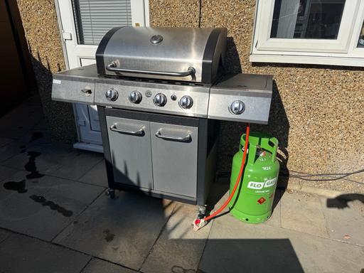 Buy & Sell Hatch End Harrow - Photos for 4 burner gas bbq with side plate