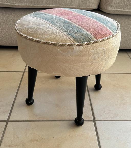 Buy & Sell Gornal Wood Dudley - Photos for Foot Stool