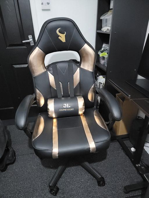 Buy & Sell Barnsbury North London - Photos for Gaming Chair, Well Padded, Comfy, Hardly Used