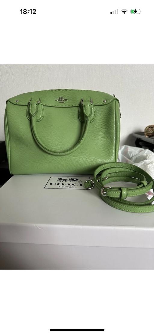Buy & Sell Stockport Town Centre Stockport - Photos for Coach handbag