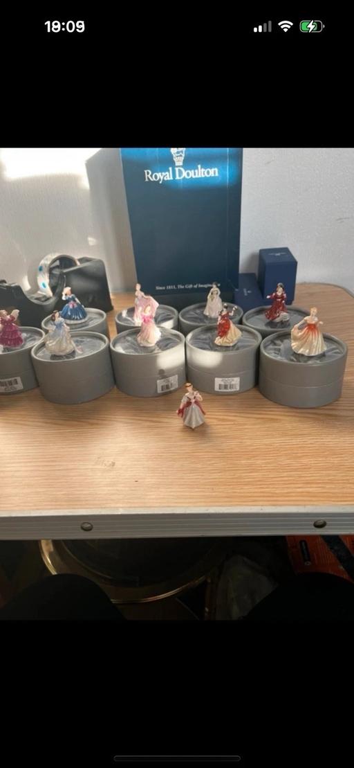 Buy & Sell Stockport Town Centre Stockport - Photos for Royal dalton mini ladies