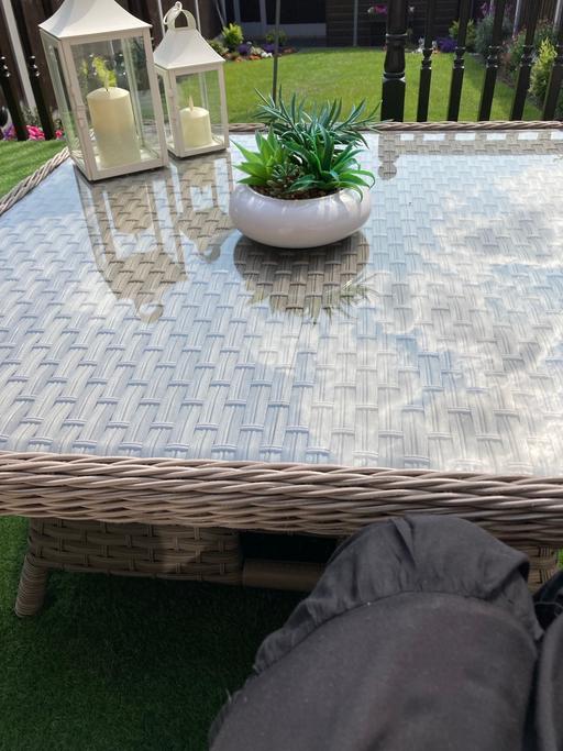 Buy & Sell Wrenthorpe Wakefield - Photos for Garden table