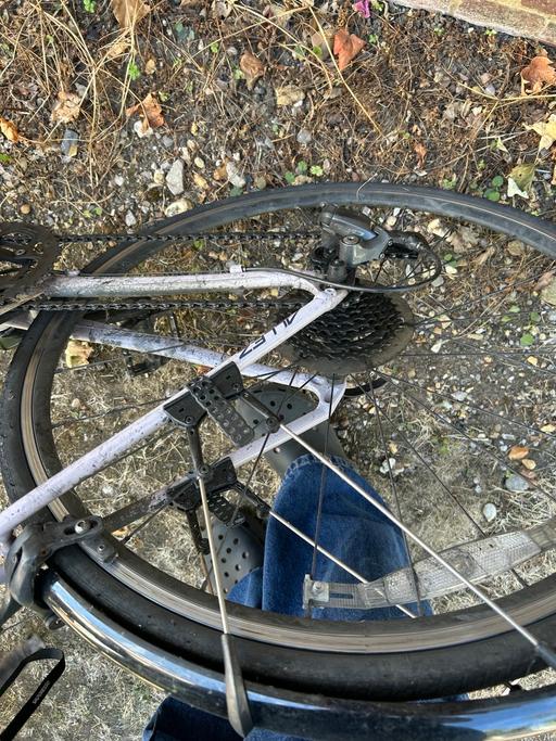 Buy & Sell Streatham South West London - Photos for Great bike. Needs love and service.